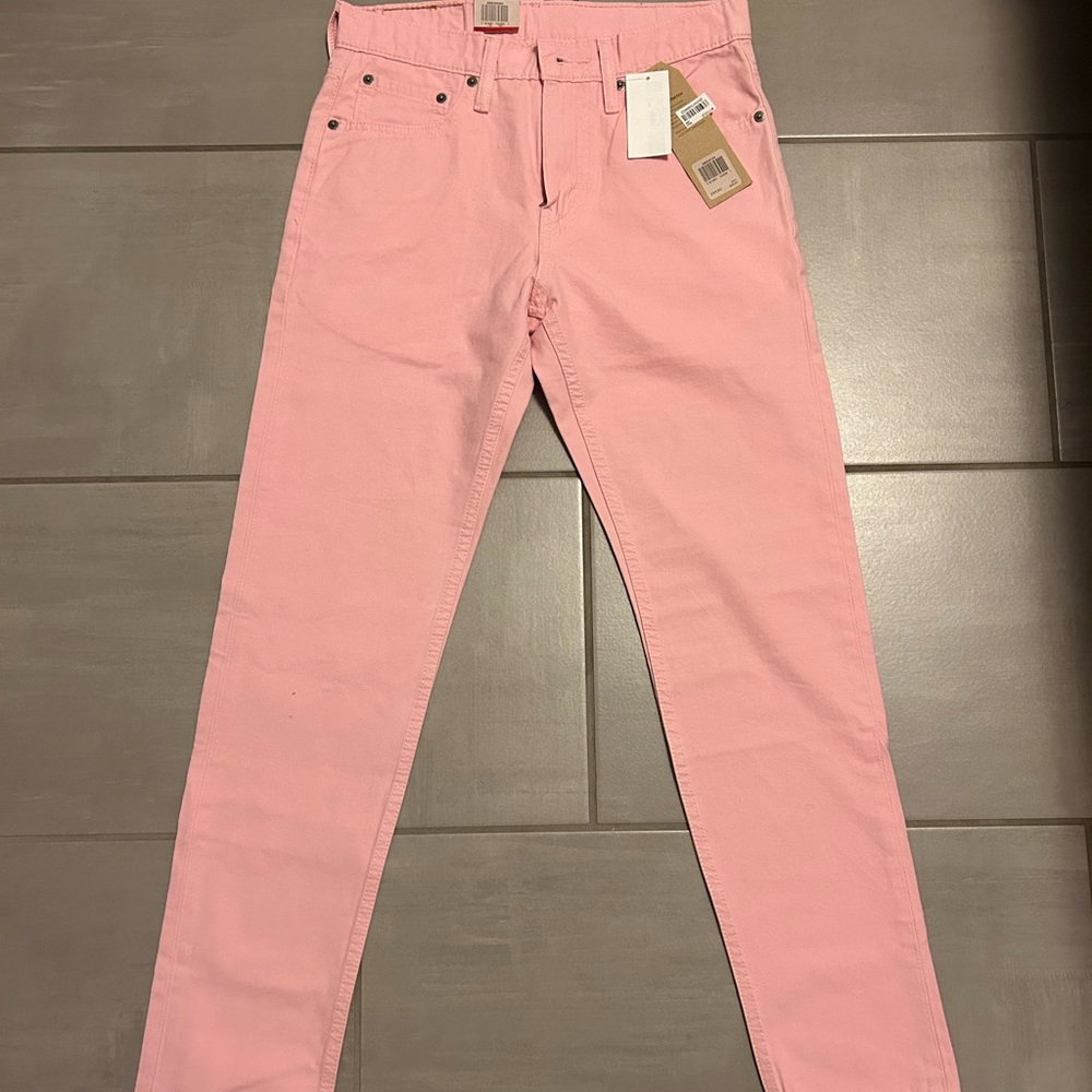 Brand NEW Levi jeans!
